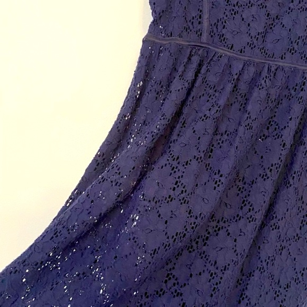 Motherhood Maternity Stretch Lace Dress - Picture 7 of 11